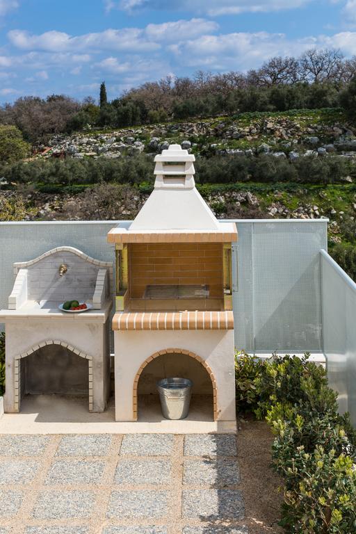Deluxe Villa Ianthos - Outdoor Hot Tub & Kids Pool Gallos Экстерьер фото