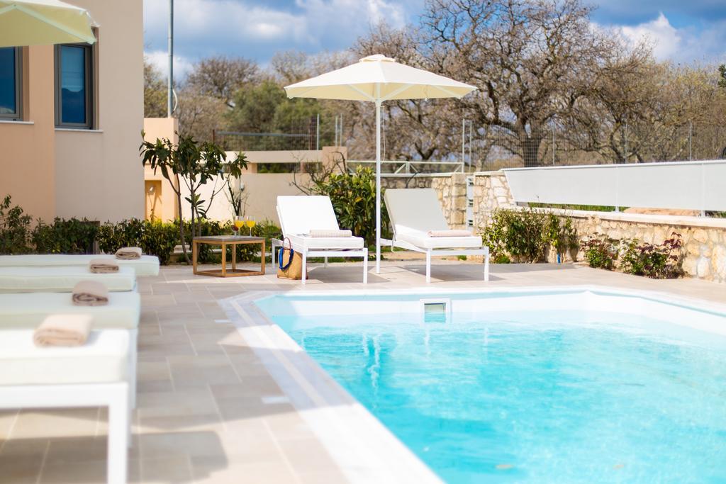 Deluxe Villa Ianthos - Outdoor Hot Tub & Kids Pool Gallos Экстерьер фото