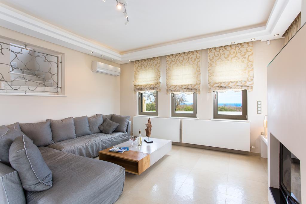 Deluxe Villa Ianthos - Outdoor Hot Tub & Kids Pool Gallos Экстерьер фото