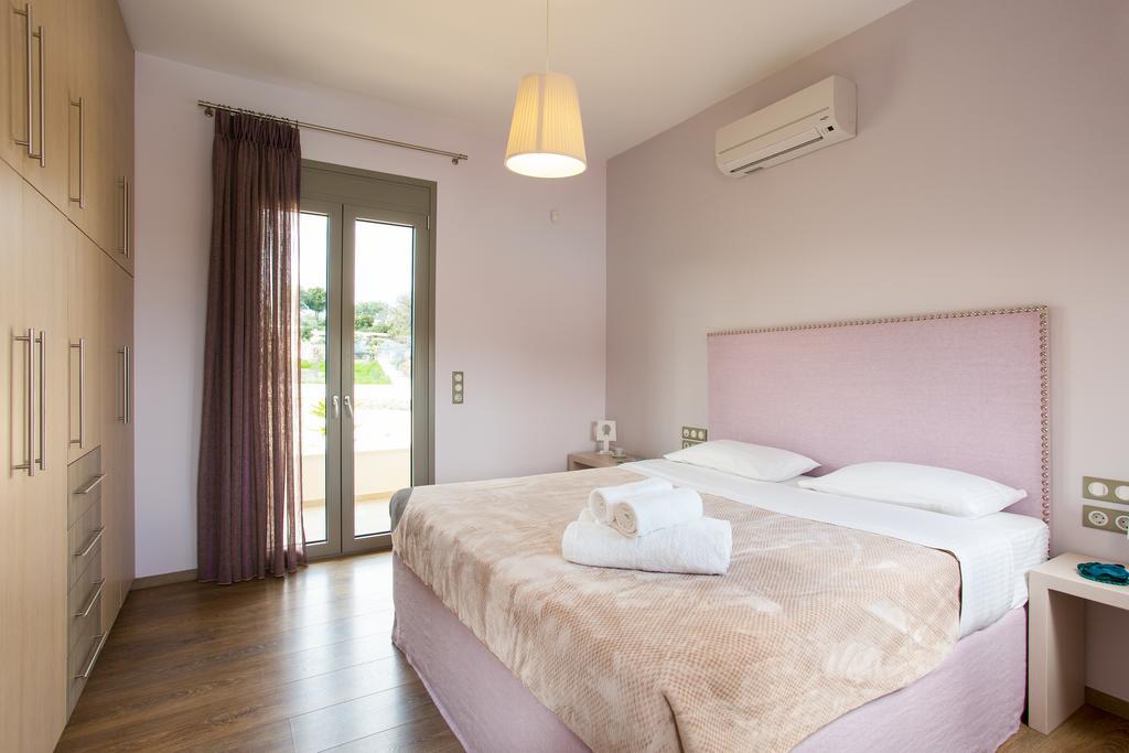 Deluxe Villa Ianthos - Outdoor Hot Tub & Kids Pool Gallos Экстерьер фото