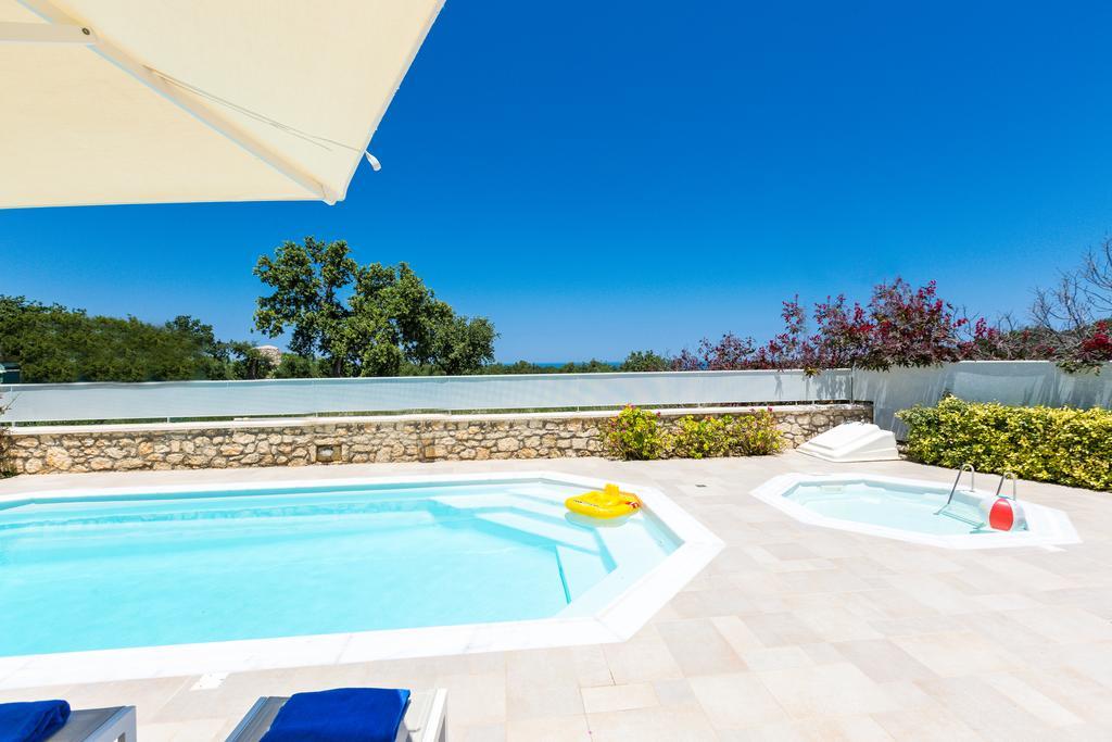 Deluxe Villa Ianthos - Outdoor Hot Tub & Kids Pool Gallos Экстерьер фото